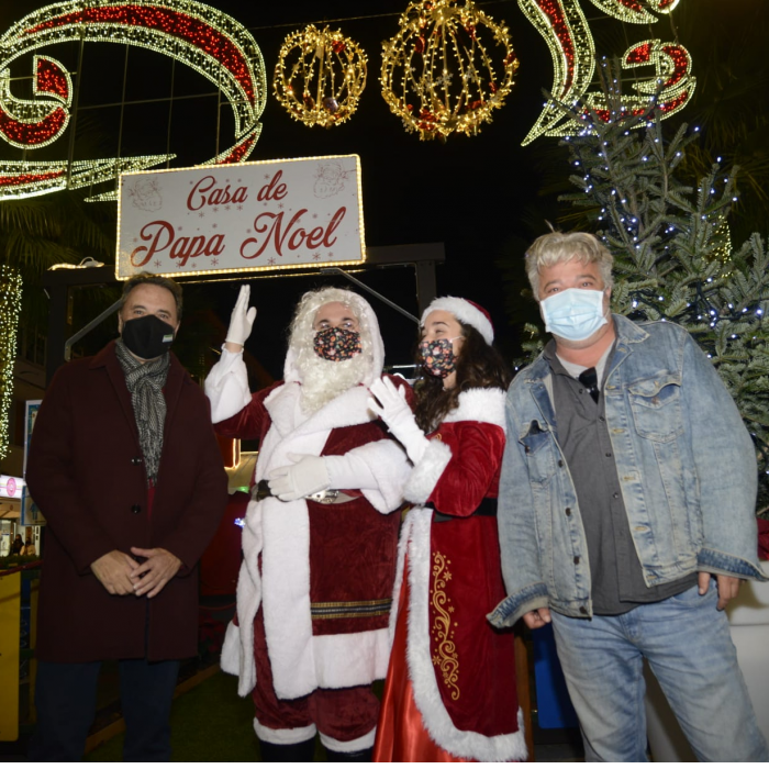 Papá Noel visita Torremolinos para mantener viva la ilusión de la Navidad