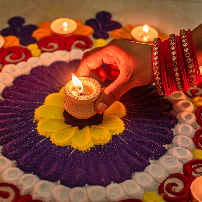 Torremolinos se suma a la celebración del Diwali con el encendido de alumbrado especial y un acto cultural